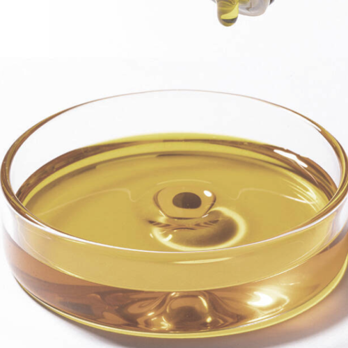 Chrysopogon zizanioides - Chrysopogon zizanioides essential oil 